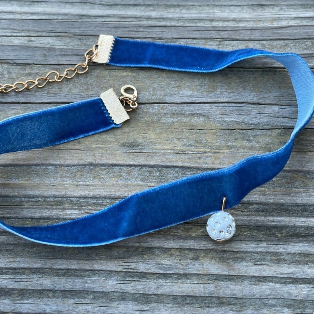 Blue Choker Women Necklace Blue Velvet Fashion Girl Jewelry New - Picture 1 of 9